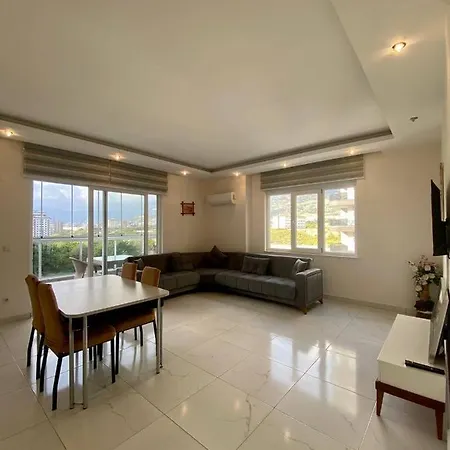 Sky Hill 15 Apartman *